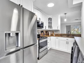 3804 NW 121st Ave, Sunrise FL 33323