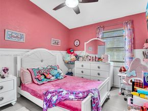 3804 NW 121st Ave, Sunrise FL 33323