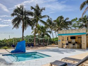 6799 Collins Ave CPH06, Miami Beach FL 33141