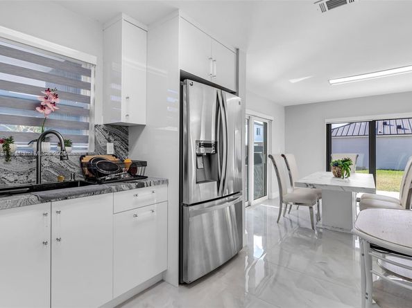 13996 SW 160th St, Miami FL 33177