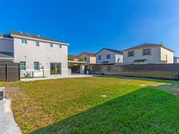 13996 SW 160th St, Miami FL 33177
