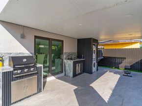 13996 SW 160th St, Miami FL 33177