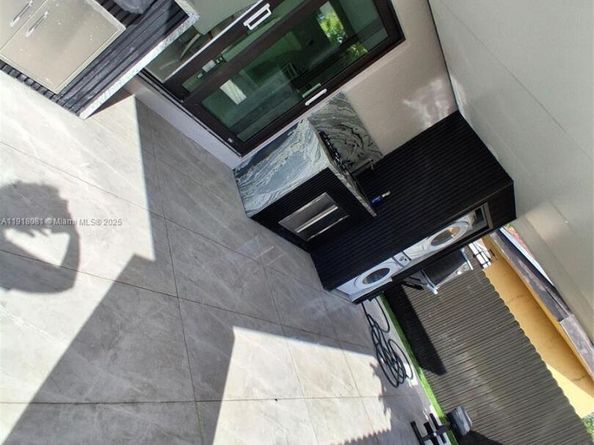 13996 SW 160th St, Miami FL 33177