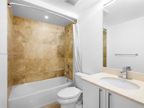 3030 NE 188th St 606, Aventura FL 33180