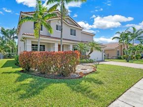 1378 NW 204th St, Miami Gardens FL 33169