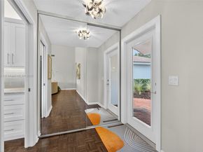 257 Ridge Rd, Jupiter FL 33477