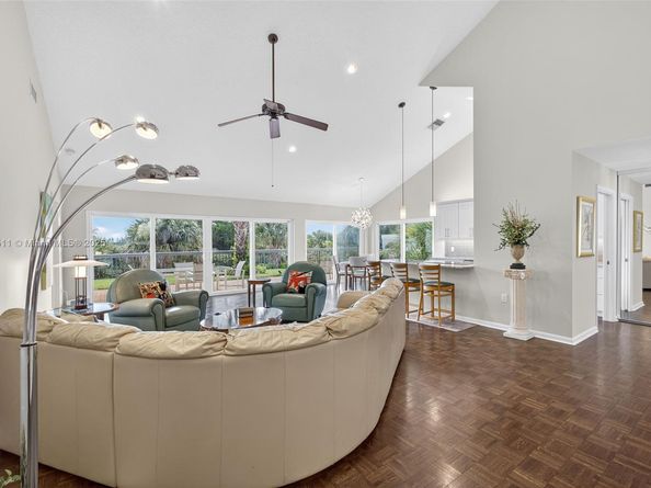 257 Ridge Rd, Jupiter FL 33477