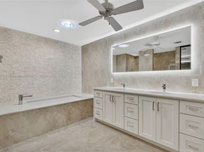 257 Ridge Rd, Jupiter FL 33477