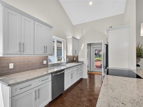 257 Ridge Rd, Jupiter FL 33477