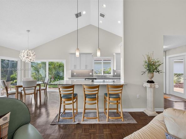 257 Ridge Rd, Jupiter FL 33477