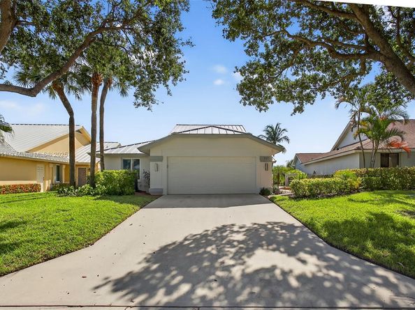257 Ridge Rd, Jupiter FL 33477