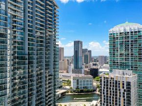 68 SE 6th St 1201, Miami FL 33131