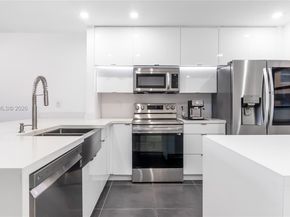 121 Golden Isles Dr 803, Hallandale Beach FL 33009