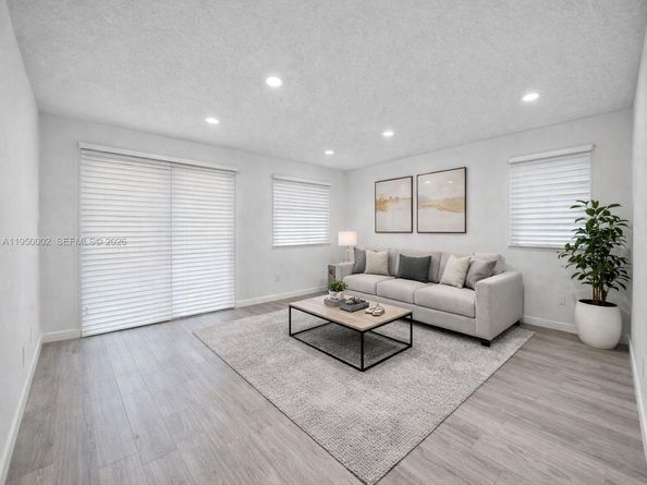 11075 SW 221st Ter, Miami FL 33170