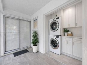 11075 SW 221st Ter, Miami FL 33170