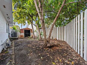 11075 SW 221st Ter, Miami FL 33170