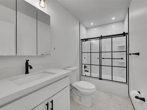 4603 King Palm Dr, Tamarac FL 33319