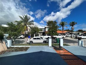 1352 SW 16th St, Miami FL 33145