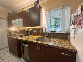 1352 SW 16th St, Miami FL 33145