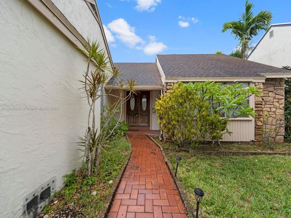 1440 Egret Rd, Homestead FL 33035