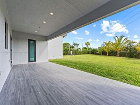22451 SW 118 Ave, Miami FL 33170