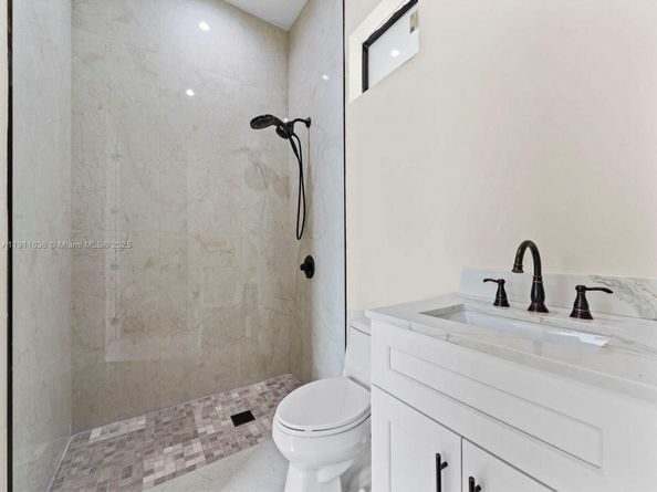 22451 SW 118 Ave, Miami FL 33170