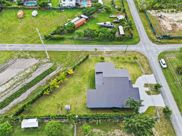 22451 SW 118 Ave, Miami FL 33170