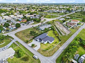 22451 SW 118 Ave, Miami FL 33170