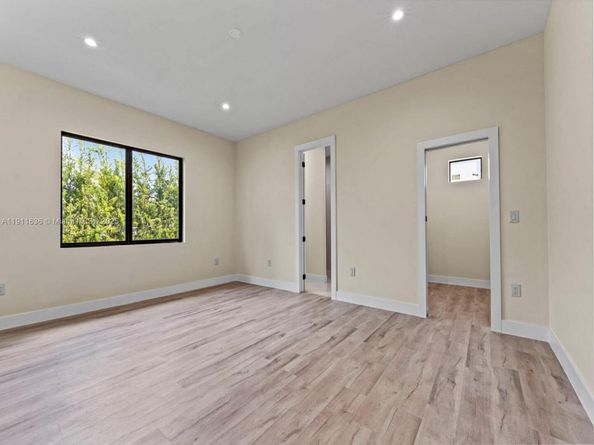 22451 SW 118 Ave, Miami FL 33170