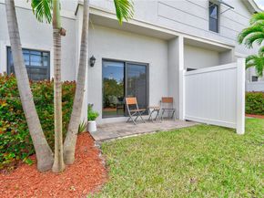 848 NW 3rd Ter, Pompano Beach FL 33060