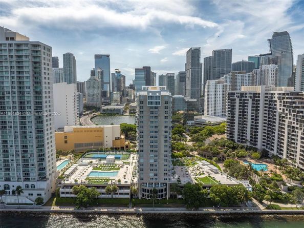 770 Claughton Island Dr 409, Miami FL 33131