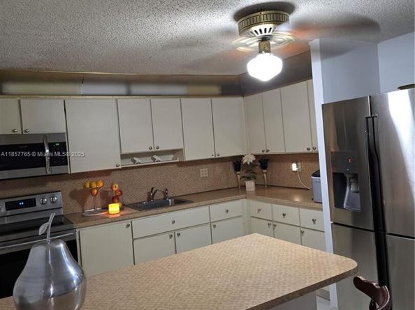 1765 SW 21st St, Miami FL 33145