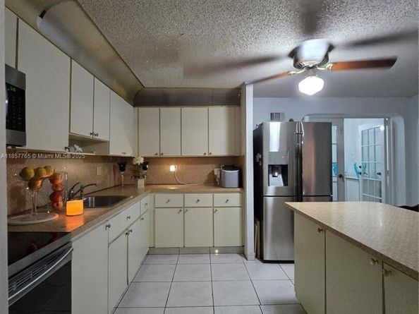 1765 SW 21st St, Miami FL 33145