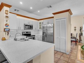 9224 Grand Canal Dr, Miami FL 33174