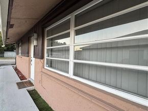 5904 SW 27th St, West Park FL 33023