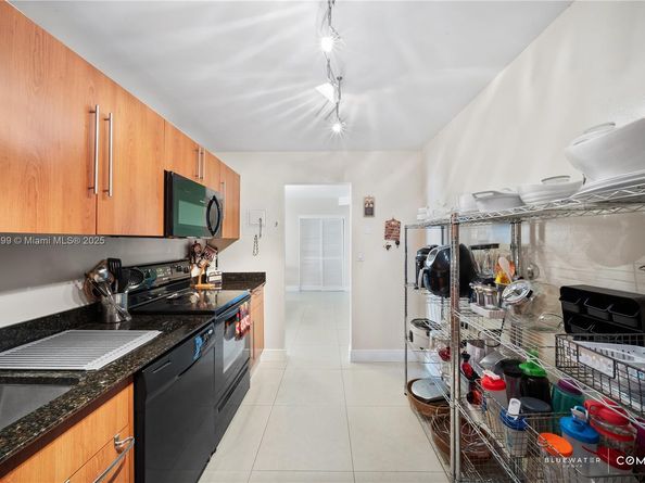 3000 S Ocean Dr 520, Hollywood FL 33019