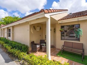 17026 NW 66th Ct, Hialeah FL 33015