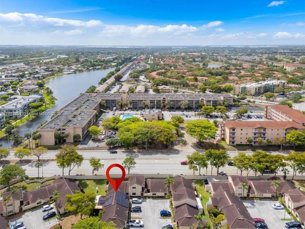 17026 NW 66th Ct, Hialeah FL 33015