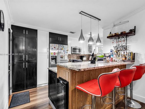 17026 NW 66th Ct, Hialeah FL 33015