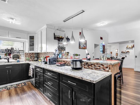 17026 NW 66th Ct, Hialeah FL 33015