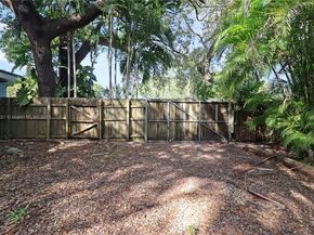 8030 SW 96th St, Miami FL 33156