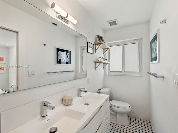 243 Velarde Ave, Coral Gables FL 33134