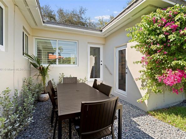 243 Velarde Ave, Coral Gables FL 33134
