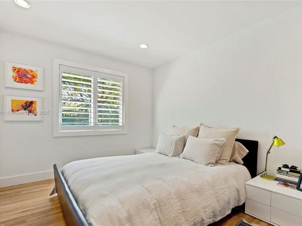 243 Velarde Ave, Coral Gables FL 33134