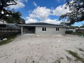 2240 NW 152 st, Miami Gardens FL 33054