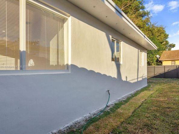 5521 NW 10th Ave, Miami FL 33127