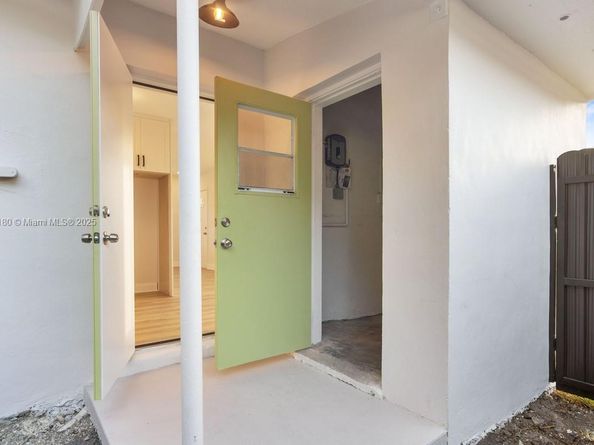 5521 NW 10th Ave, Miami FL 33127