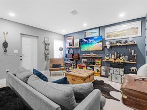 1240 NW 38th St, Miami FL 33142