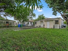 1240 NW 38th St, Miami FL 33142