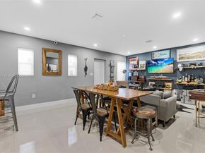 1240 NW 38th St, Miami FL 33142